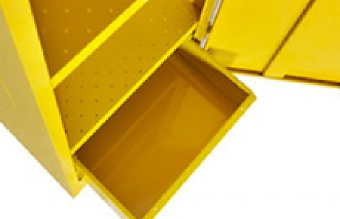 ARMADI INDUSTRIALI COLORATI